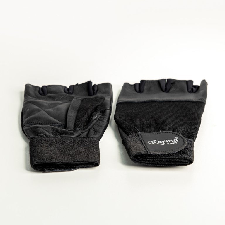 قفازات كارما سبورت الاحترافية لرفع الأثقال | جوانتي تمرين بمسند للمعصم وراحة يد جلد مبطنة | مثالي للجيم والكروس فيت للرجال والنساء في مصر