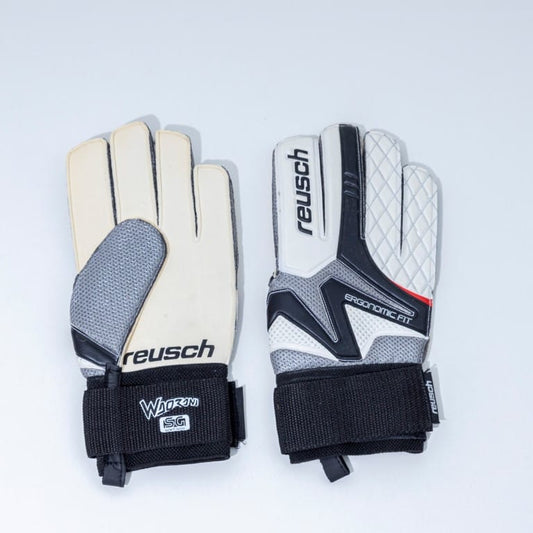 Reusch Multi Size Goal Keeper Gloves