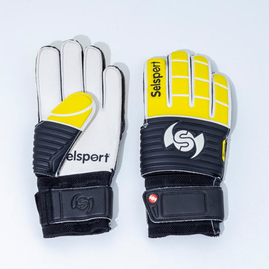 Selsport Goal Keeper Gloves Size 6