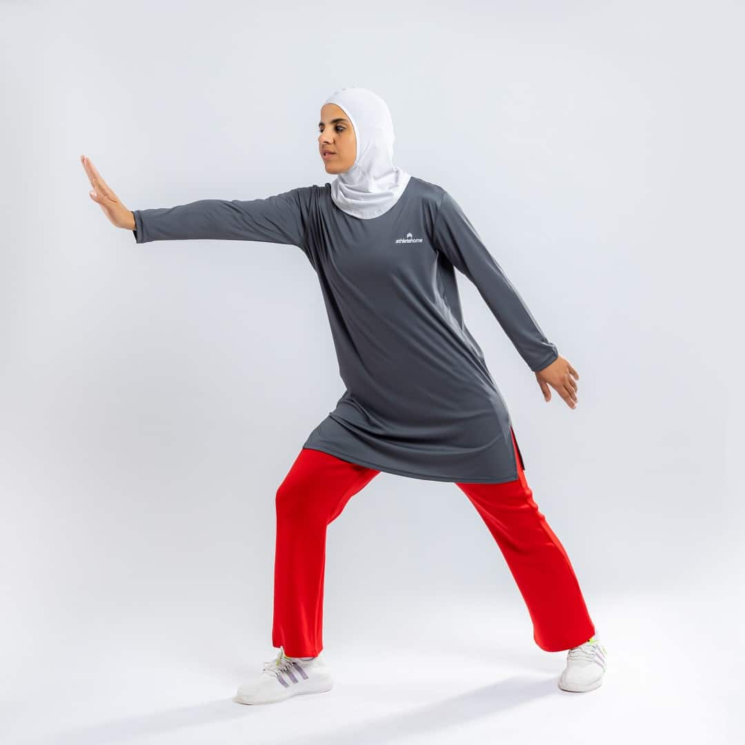 ملابس رياضيه محتشمه تيشيرت اكمام طويله مثالي للرياضه واللياقه البدنيه