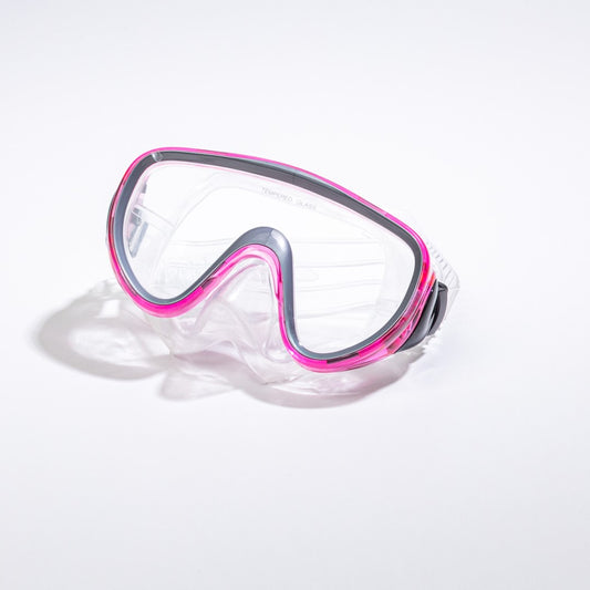 ماسك السباحة النسائي "رؤية زاهية" | عدسة بانورامية من زجاج مقسّى للغطس والسباحة | تصميم مريح ومانع للتسرب