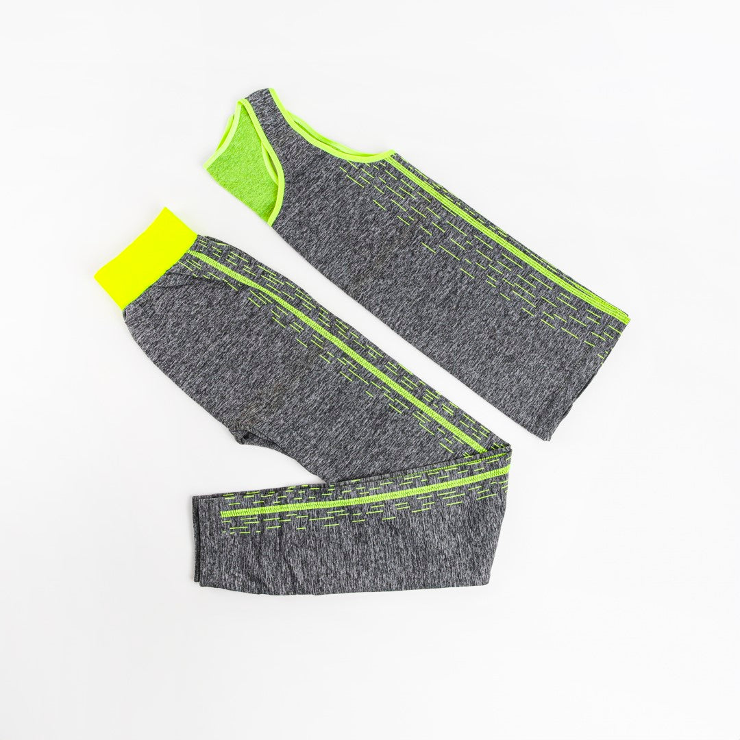 طقم رياضي نسائي سيملس من Athlete Home - ليجنز هاي ويست وتوب رياضي لليوجا، الجيم، والتمارين عالية الشدة