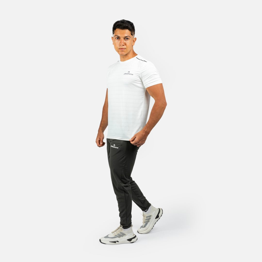 طقم تدريب رجالي Velocity من Athlete Home: تيشيرت Endurance مخطط للأداء وبنطلون رياضي Tapered | طقم خفيف الوزن يسمح بالتهوية للجيم والجري
