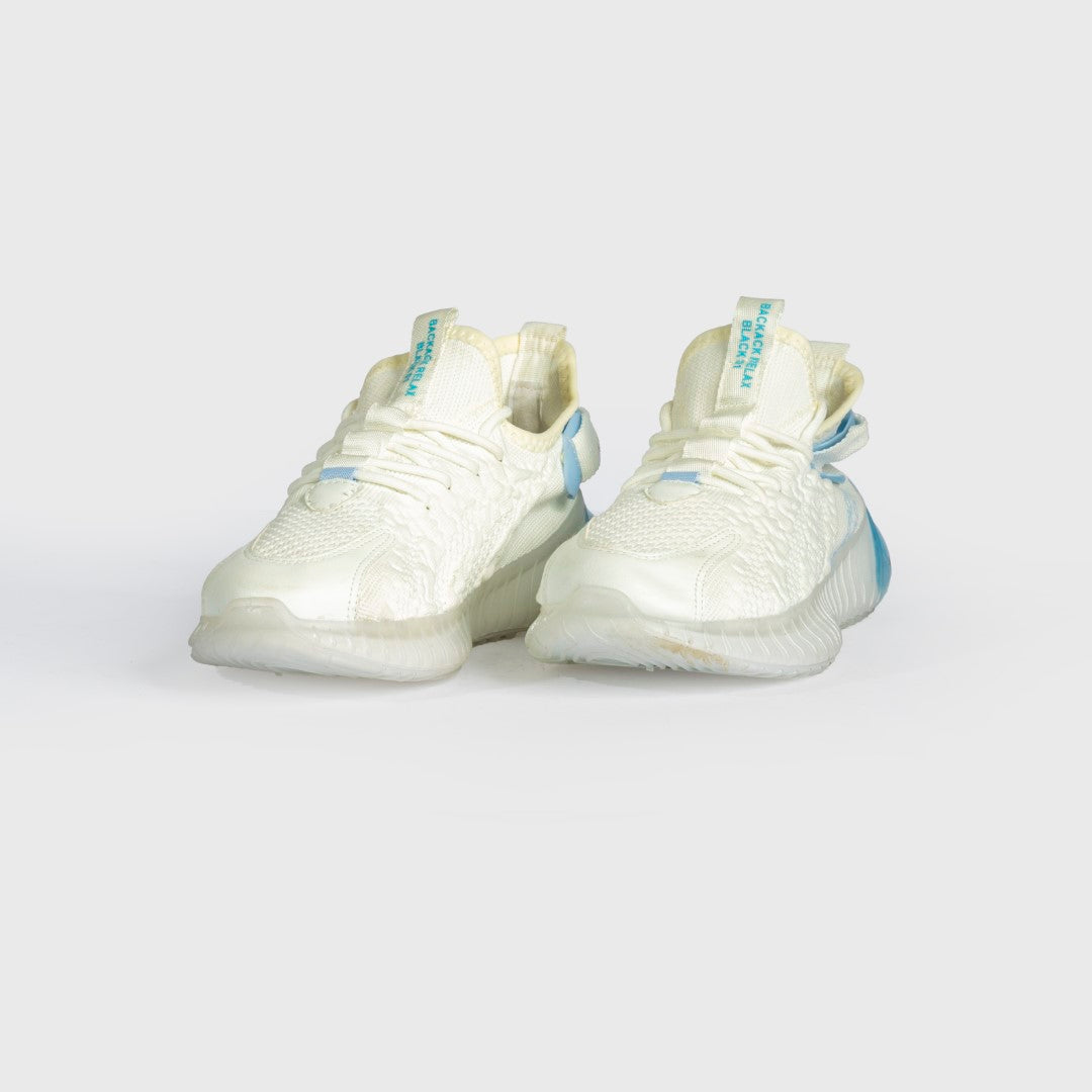 حذاء AeroFlex Cloud Runner باللون الأبيض والأزرق السماوي | سنيكرز تدريب خفيف الوزن للجنسين ببطانة جيل | حذاء رياضي بتهوية عالية للجيم والاستخدام اليومي في مصر