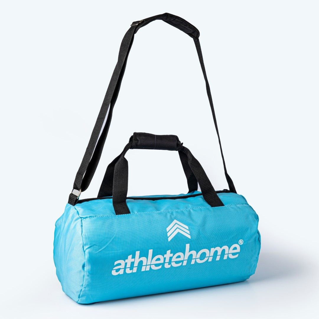 حقيبة رياضية أسطوانية صغيرة من Athlete Home | حقيبة رياضية صغيرة خفيفة الوزن ومتينة شنطه كروس | مثالية للياقة البدنية والسفر