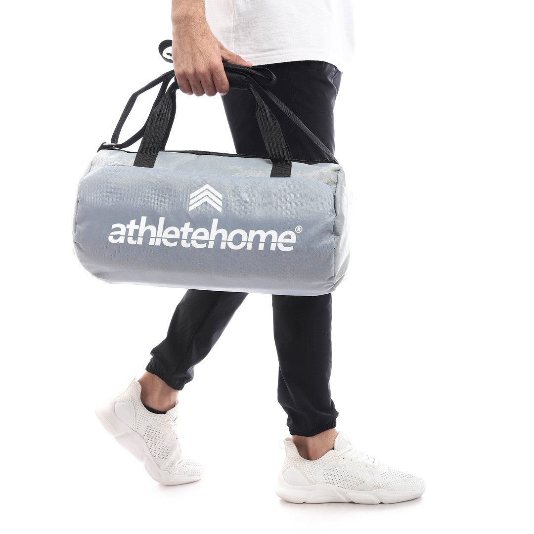 حقيبة رياضية أسطوانية صغيرة من Athlete Home | حقيبة رياضية صغيرة خفيفة الوزن ومتينة شنطه كروس | مثالية للياقة البدنية والسفر