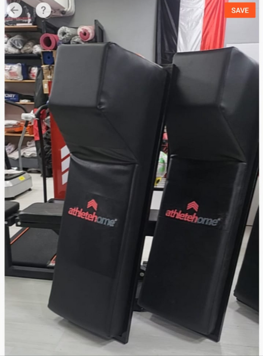 كيس ملاكمة مثبت على الحائط من Athlete Home لتدريب الفنون القتالية - كيس ملاكمة شديد التحمل للركل والمواي تاي والفنون القتالية المختلطة وصالات الألعاب الرياضية المنزلية - تصميم متين وصغير الحجم لضربات قوية (120 سم × 40 سم) - صنع في مصر