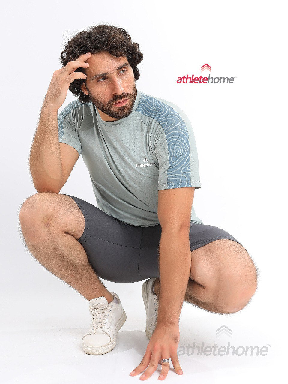 طقم 'ابيكس' للأداء الرياضي للرجال من Athlete Home | تيشيرت طارد للعرق بطبعة تضاريس وشورت رياضي | للجيم والجري والتدريب في مصر