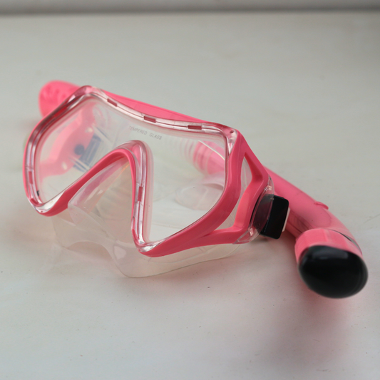 Pro-Grade Snorkel and Mask Set | Tempered Glass Anti-Fog Diving Mask with Dry-Top Snorkel for Crystal-Clear Underwater Swimming & Exploration - Vibrant Pink