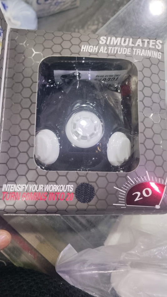 قناع التدريب لمحاكاة المرتفعات – Training Mask لزيادة قدرة الرئة والتحمل | قناع تمارين للياقة البدنية والرياضات القتالية