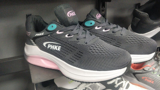 حذاء "إيجنايت فيوجن" للتدريب عالي الأداء من Athlete Home: حذاء خفيف ومبطن للجيم والجري