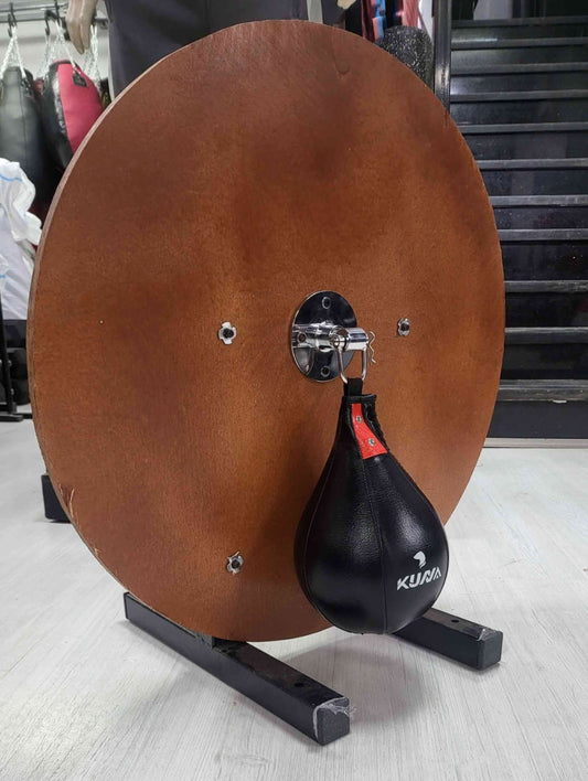 منصة السبيد بول الاحترافية "Rhythm Master" من Athlete Home - حامل أرضي بقرص خشبي متين مع كرة ومفصل دوار للملاكمة والفنون القتالية والكارديو عالي الشدة