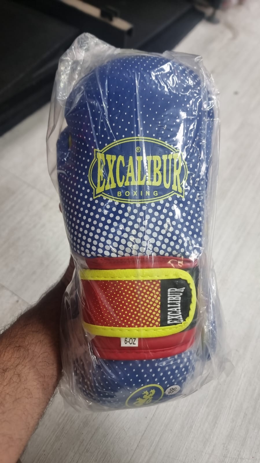 Professional Boxing Gloves for Men & Women | Best MMA, Kickboxing & Heavy Bag Training Gloves