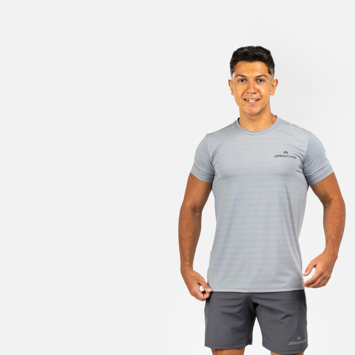 طقم رياضي رجالي من Athlete Home: تيشيرت Momentum للأداء وشورت Agility Pro-Fit | طقم للجيم والجري سريع الجفاف ويسمح بالتهوية لأقصى أداء رياضي
