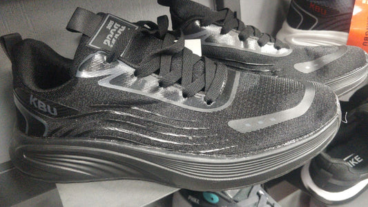 حذاء "Eclipse" للتدريب عالي الأداء من Athlete Home: للجري والجيم ببطانة قصوى للتمارين عالية الشدة