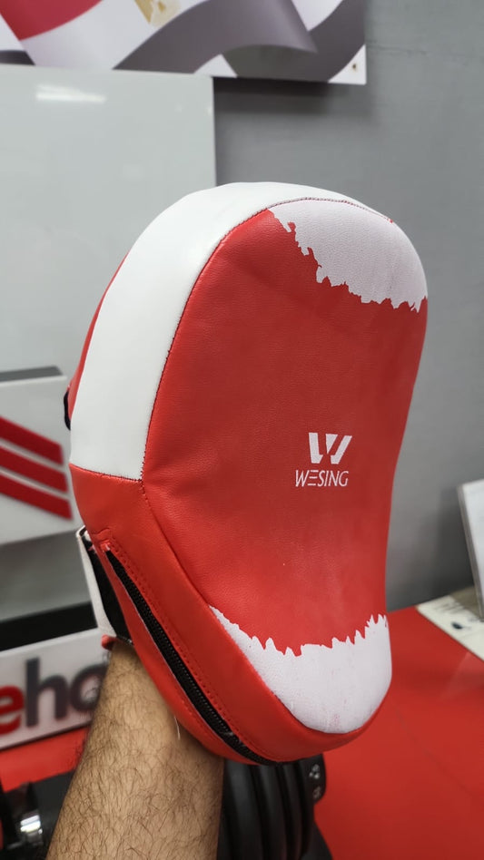 WESING Boxing Focus Mitts – Professional Punching Pads for Muay Thai, Kickboxing, MMA & Boxing Training | Durable PU Leather Hand Target