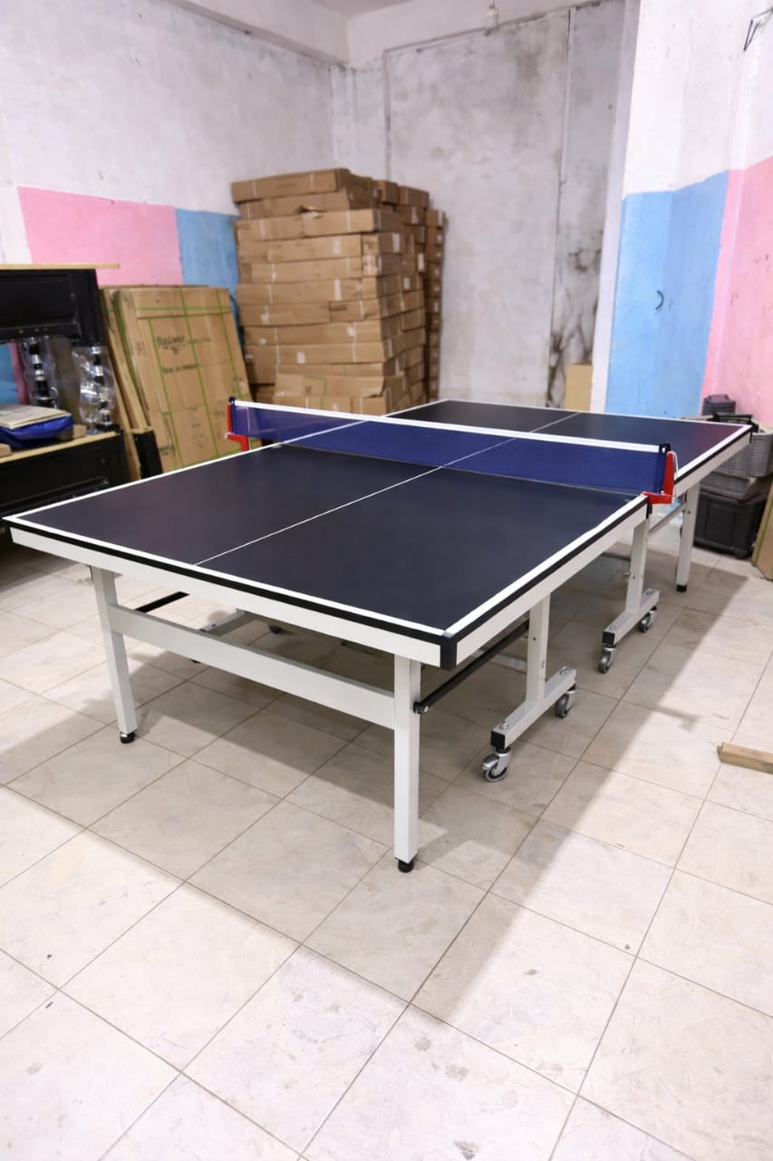 Professional 17-18 Mm Indoor Table Tennis Table with Wheels – Foldable Ping Pong Table for Home, Garden & Club Training