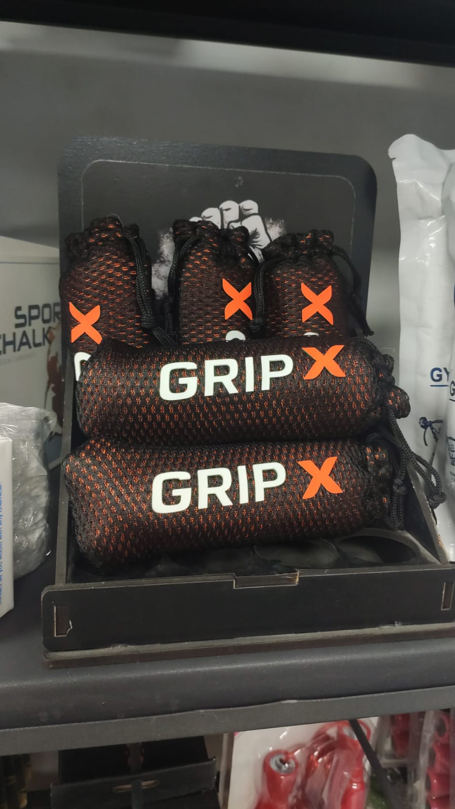 كرة طباشير الامساك / ماغنيسيوم سائل (GRIP-X) لتمارين رفع الأثقال، الكروس فِت، الجمباز: قبضة محكمة بدون فوضى