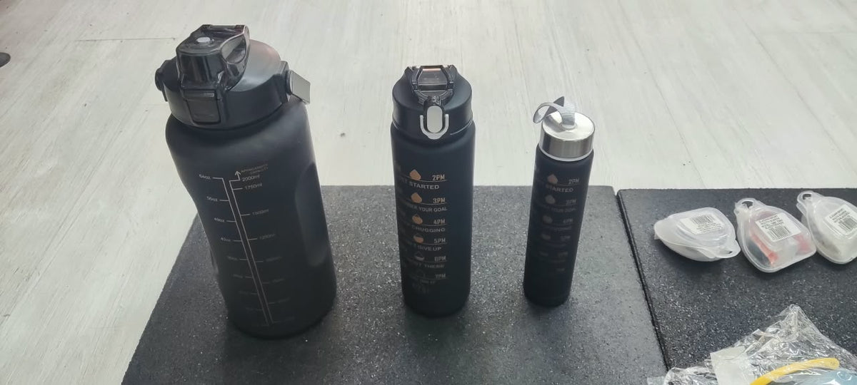 Black Motivational Water Bottle  – Multi-Capacity Sports Water Jug with Time Markers & 2L Capacity for Gym, Training & All-Day Hydration
