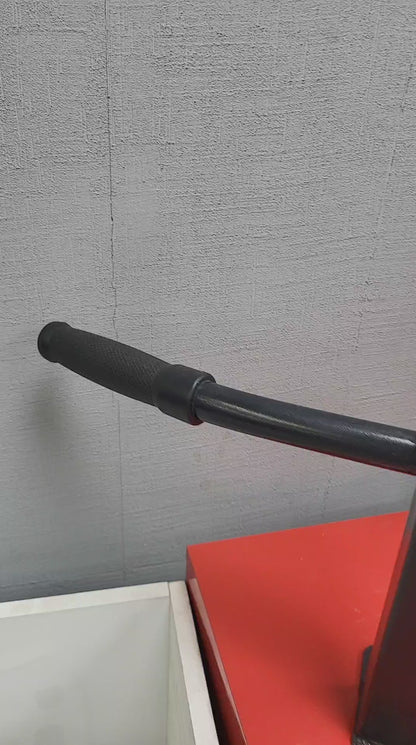 عقلة حائط "القلعة" من Athlete Home - جهاز عقلة و Pull-up متعدد المسكات من الفولاذ شديد التحمل - للجيم المنزلي وتمارين الجزء العلوي من الجسم والظهر والذراعين