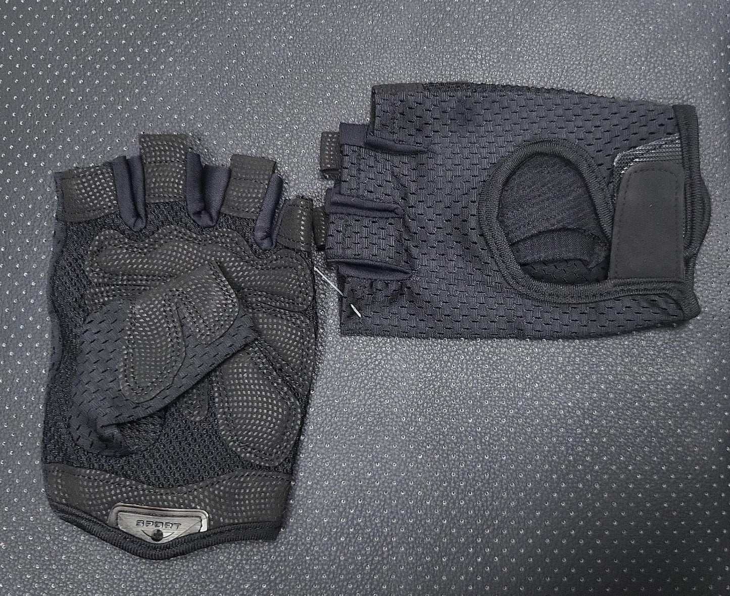 Ladies High Quality Light Weight Gym Gloves