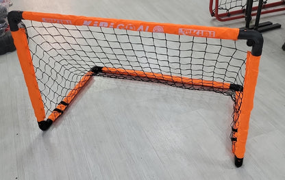 Flexible net with bag